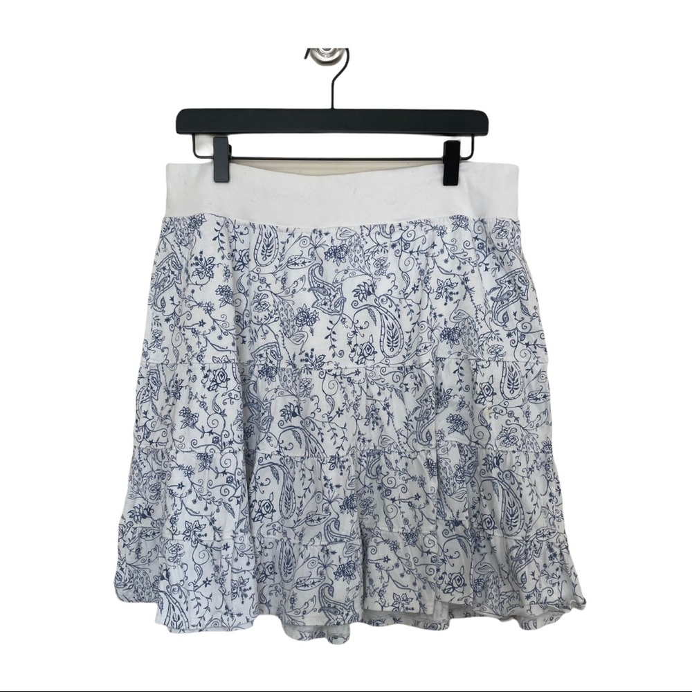 Fresh Produce White Blue Paisley skirt sz L